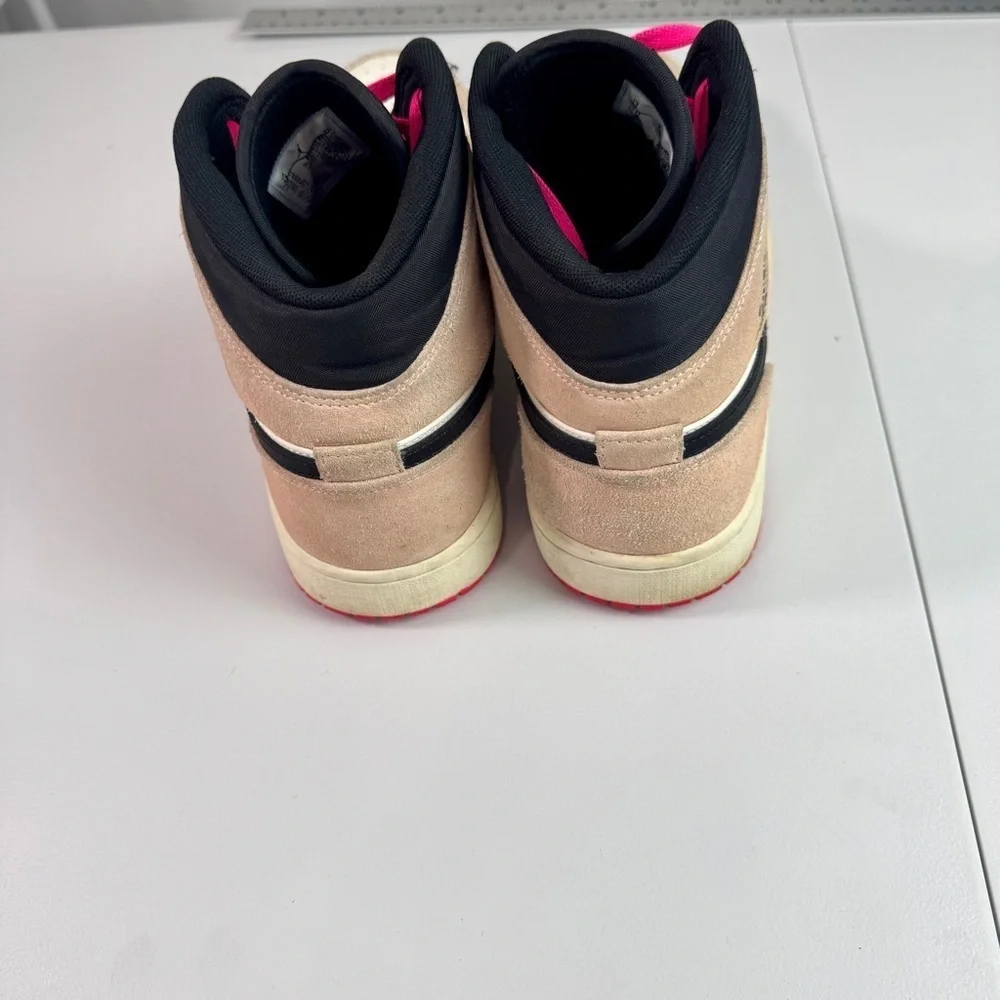 Air Jordan 1 Mid SE Crimson Tint Men’s Size 12 Pink Laces 852542-801